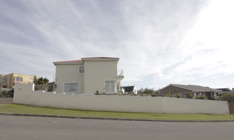 3 Bedroom Property for Sale in Wavecrest Eastern Cape